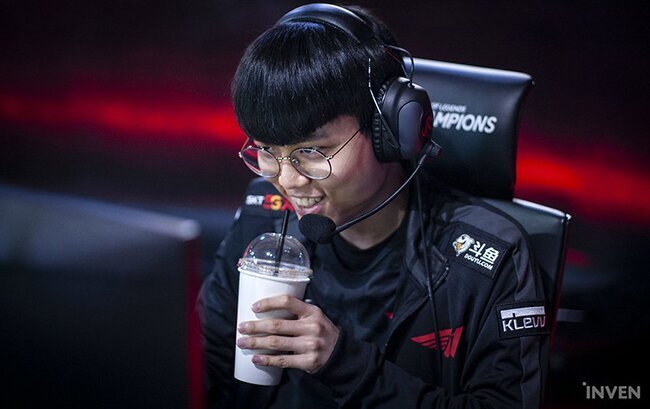 야야 제대로 하라고!!!! | 인스티즈