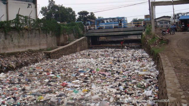 세계에서 가장 오염된 강 | 인스티즈