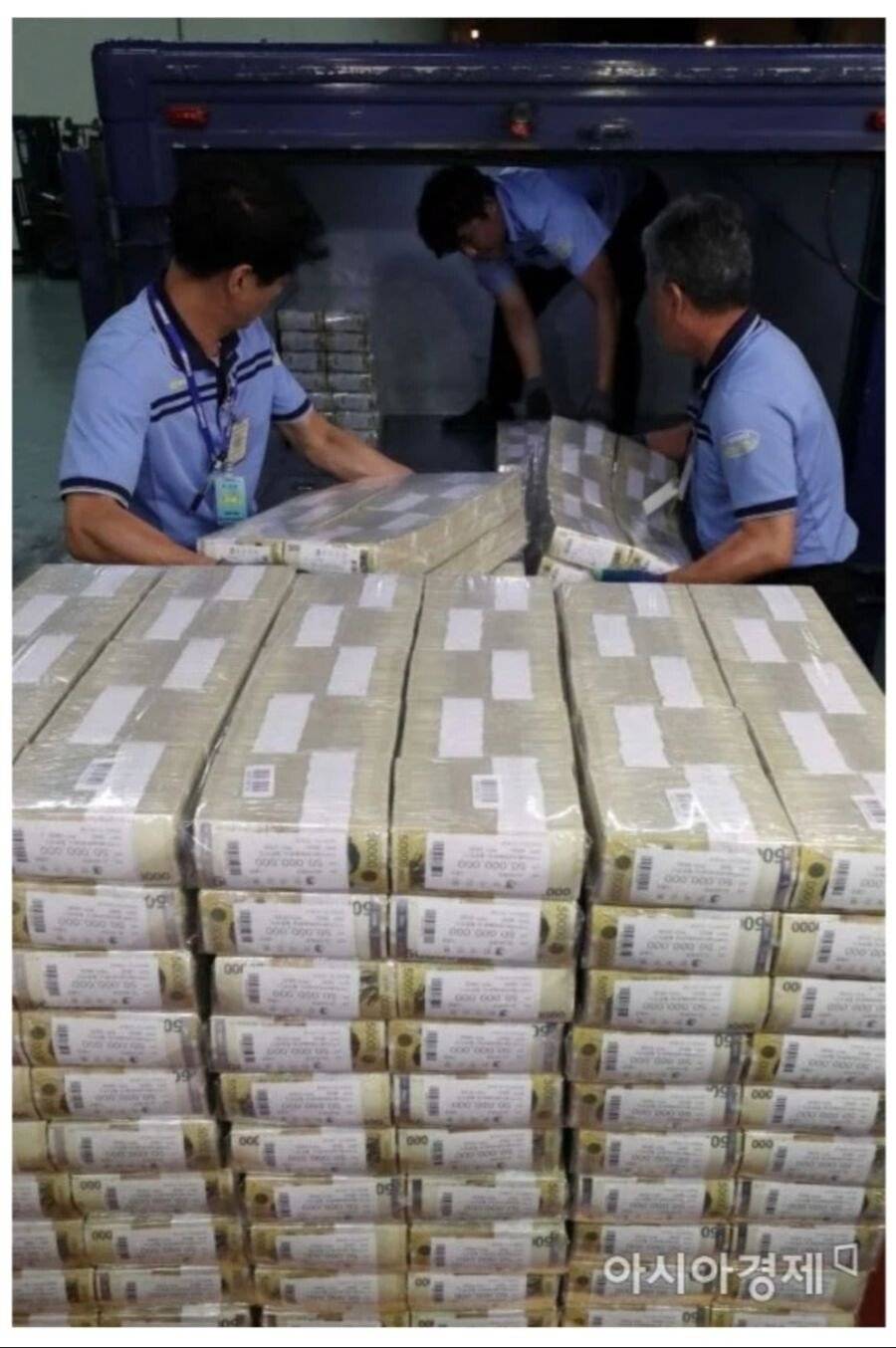 황금이 돌같이 느껴지는 알바.JPG | 인스티즈