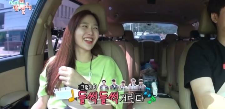 얼굴 표정 극명하게 차이 나는 오마이걸 매니저ㅋㅋㅋ.jpg | 인스티즈