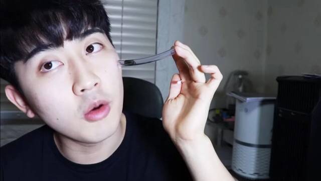 혐주의] 실제로 여드름에 효과적인라는 치료방법 | 인스티즈