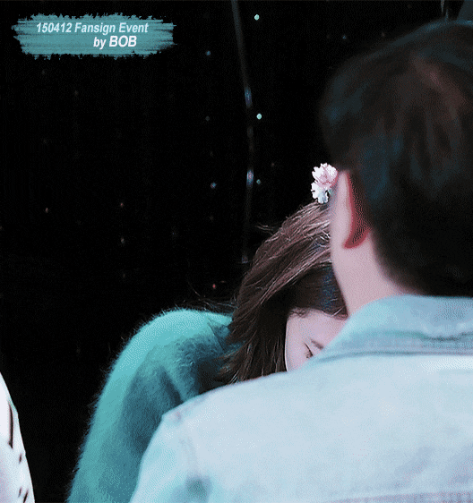 팬들 눈빛으로 조련하는 수지 | 인스티즈