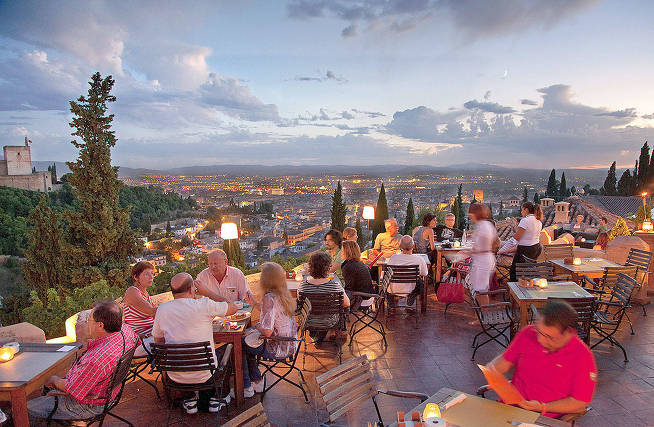 한국인들이 은근히 많이가는 스페인 여행지 | 인스티즈