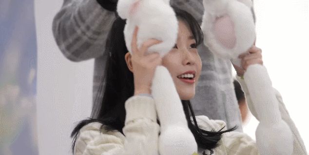 아이유가 밝힌 본인의 이상형.jpg | 인스티즈