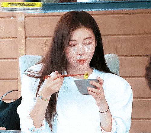 43살 누나가 사귀자고 한다면? | 인스티즈