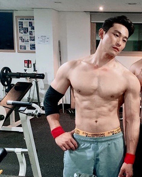 가짜사나이2 교관 액스 인스타 사진 ㄷㄷ.jpg | 인스티즈