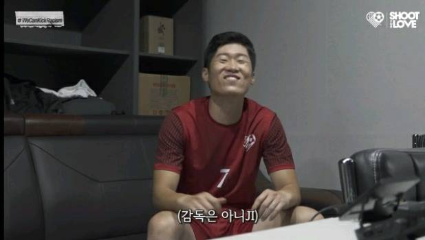 박지성이 지목한 인종차별 캠페인 다음 주자 3명.jpg | 인스티즈