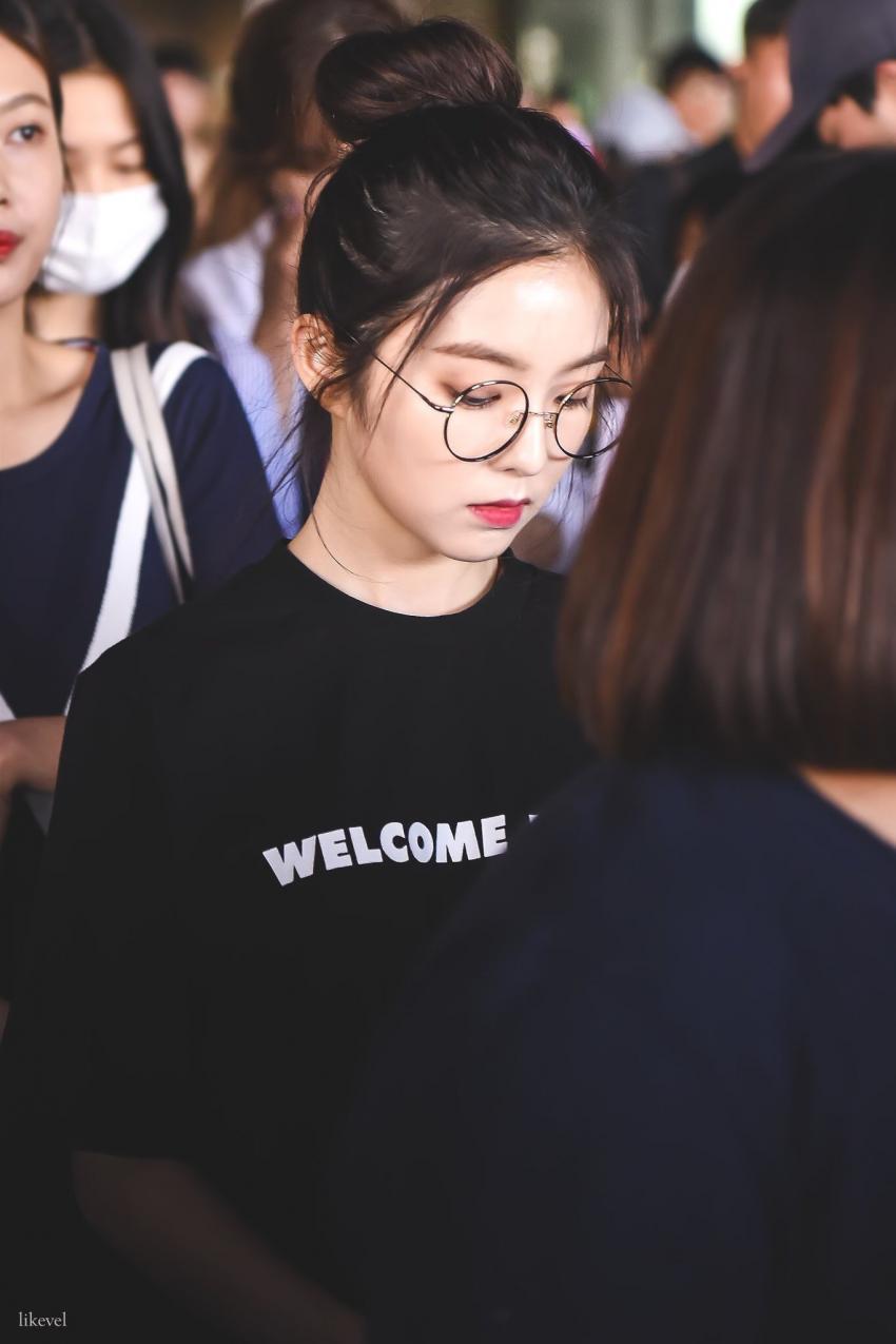 안경이 잘 어울리는 아이린.jpg | 인스티즈