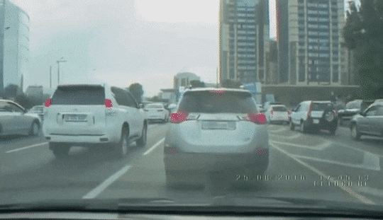 출근 길에 나타난 과금 유저 | 인스티즈