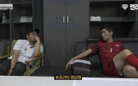 박지성이 지목한 인종차별 캠페인 다음 주자 3명.jpg | 인스티즈