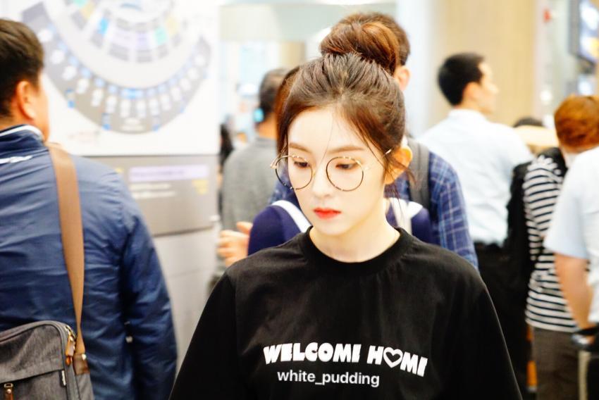 안경이 잘 어울리는 아이린.jpg | 인스티즈