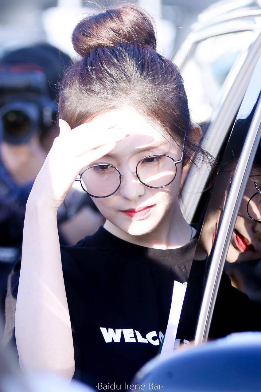 안경이 잘 어울리는 아이린.jpg | 인스티즈