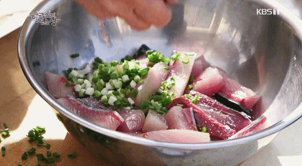 방어산적 구이.gif | 인스티즈