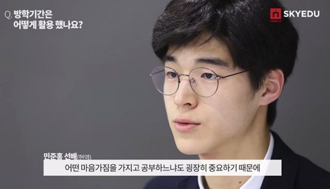 엄청 닮은건 아닌데 뭔가 부자지간이라고 해도 믿을 유명인 조합 | 인스티즈