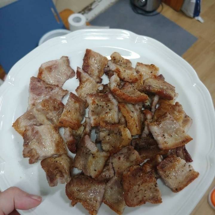 에어프라이어로 구운 삼겹살 | 인스티즈