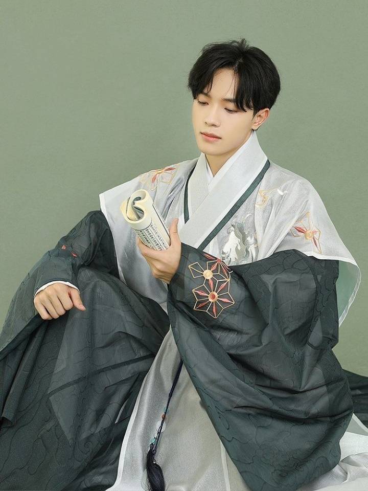 아예 상투틀고 한복입은채로 티비나오는 중국 연예인들.. | 인스티즈