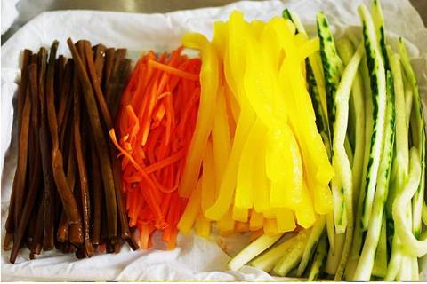 김밥 재료중 거르는 것은? | 인스티즈