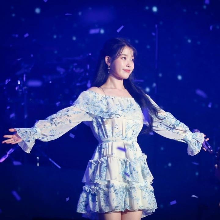 [아이돌이야기] 날 좋아하는거 알아....마지막 국민가수 아이유 이야기 | 인스티즈