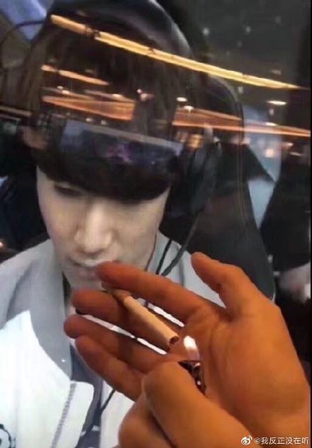 [LOL] 그리핀전 이후 중국에서 반인반신의 경지에 오른 더샤이 | 인스티즈