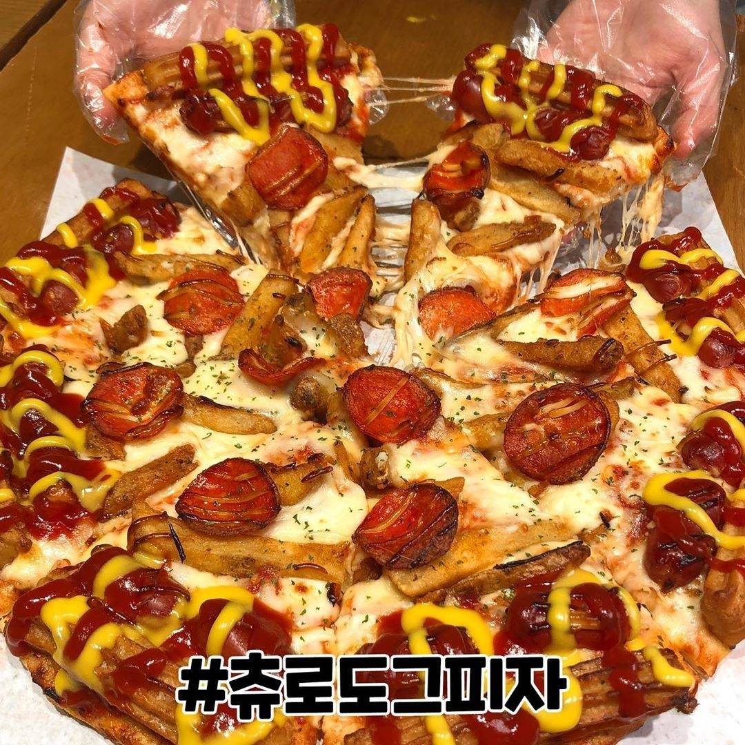 피자뷔페 평일에 나온다는 피자......jpg | 인스티즈