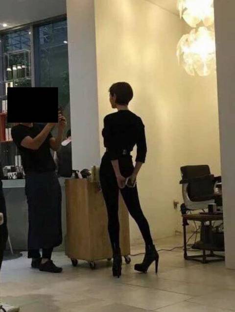 김혜수 뒷모습 실물 느낌.jpg | 인스티즈