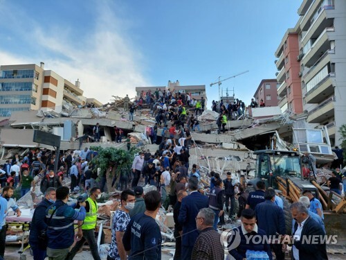터키-그리스 에게해서 규모7 강진…"14명 사망 400여명 부상"(종합3보) | 인스티즈