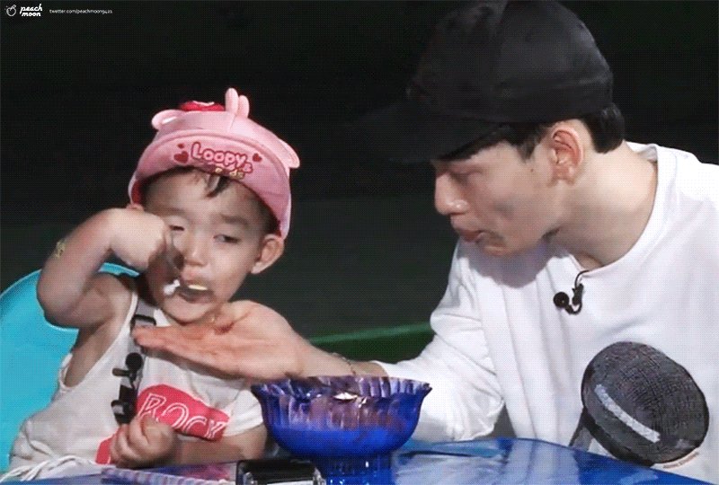 오늘 슈돌에서 다을이 현실엄마 같았던 엑소 첸.jpg | 인스티즈