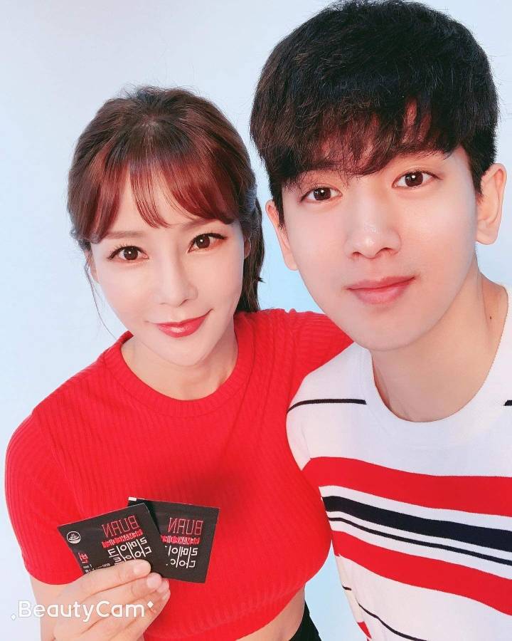 남편과 광고찍은 전화받어 미나.jpg - 인스티즈(instiz) 이슈 카테고리