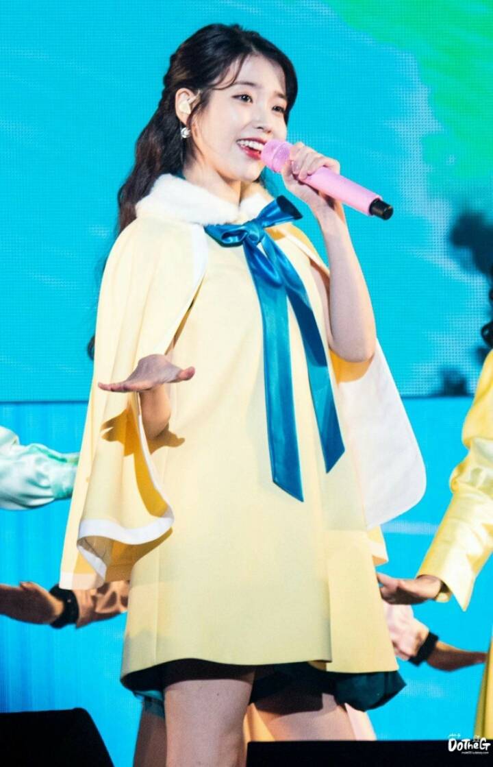 아이유 | 인스티즈