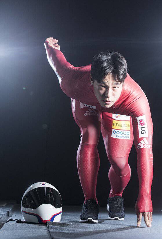 스켈레톤 금메달리스트 윤성빈 197kg 스쿼트.gif | 인스티즈