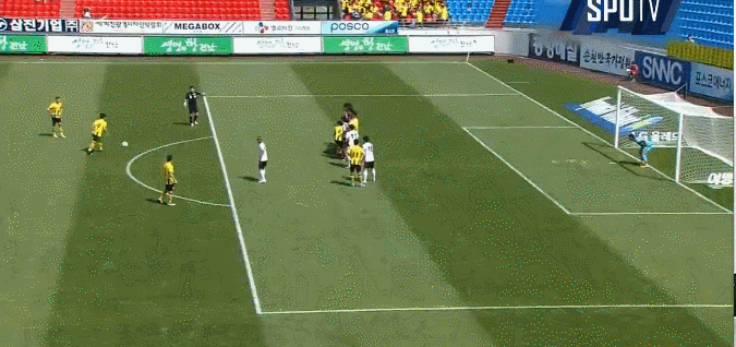 킥력이 돋보이는 올시즌 오르샤 골 3개.gif | 인스티즈