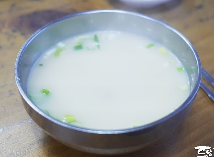 전날 과음한 당신, 친구와 해장겸 식사를 하러 가는데 당신의 선택은? | 인스티즈