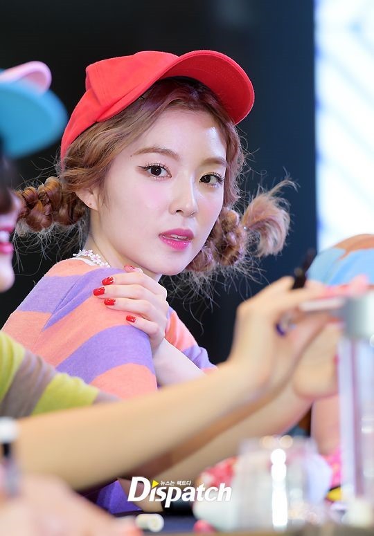 [스타캐스트] “여자가 더 반했다” …레드벨벳, 여덕몰이 현장 | 인스티즈