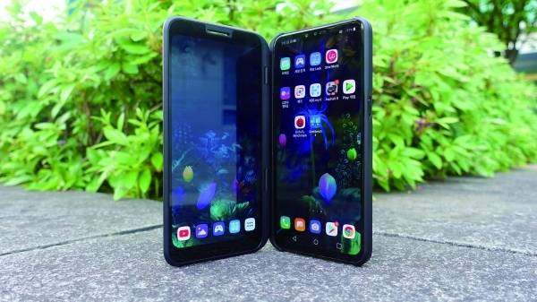 현재 자신이 사용하는 휴대폰 기종은?? | 인스티즈