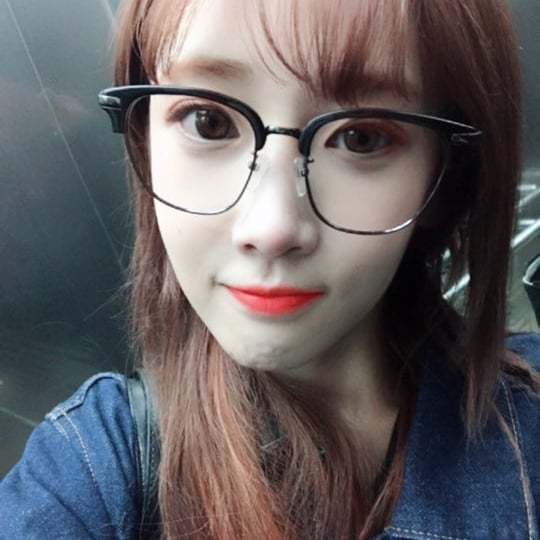 누군가의 취향일수도 있는 안경쓴 러블리즈 지애 | 인스티즈