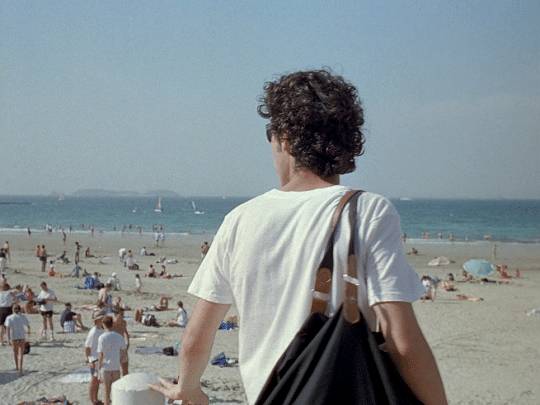 프랑스의 여름을 가장 매력적으로 담아냈다고 평가받는 영화 감독 | 인스티즈