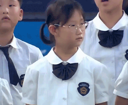 딸에게 손하트 날리는 이대호.gif | 인스티즈