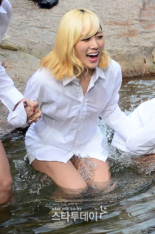 [사진] 겨울 계곡 풍덩 블레이디 '우리는 입수돌' | 인스티즈