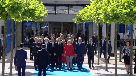 트럼프 농락하는 마크롱.gif | 인스티즈