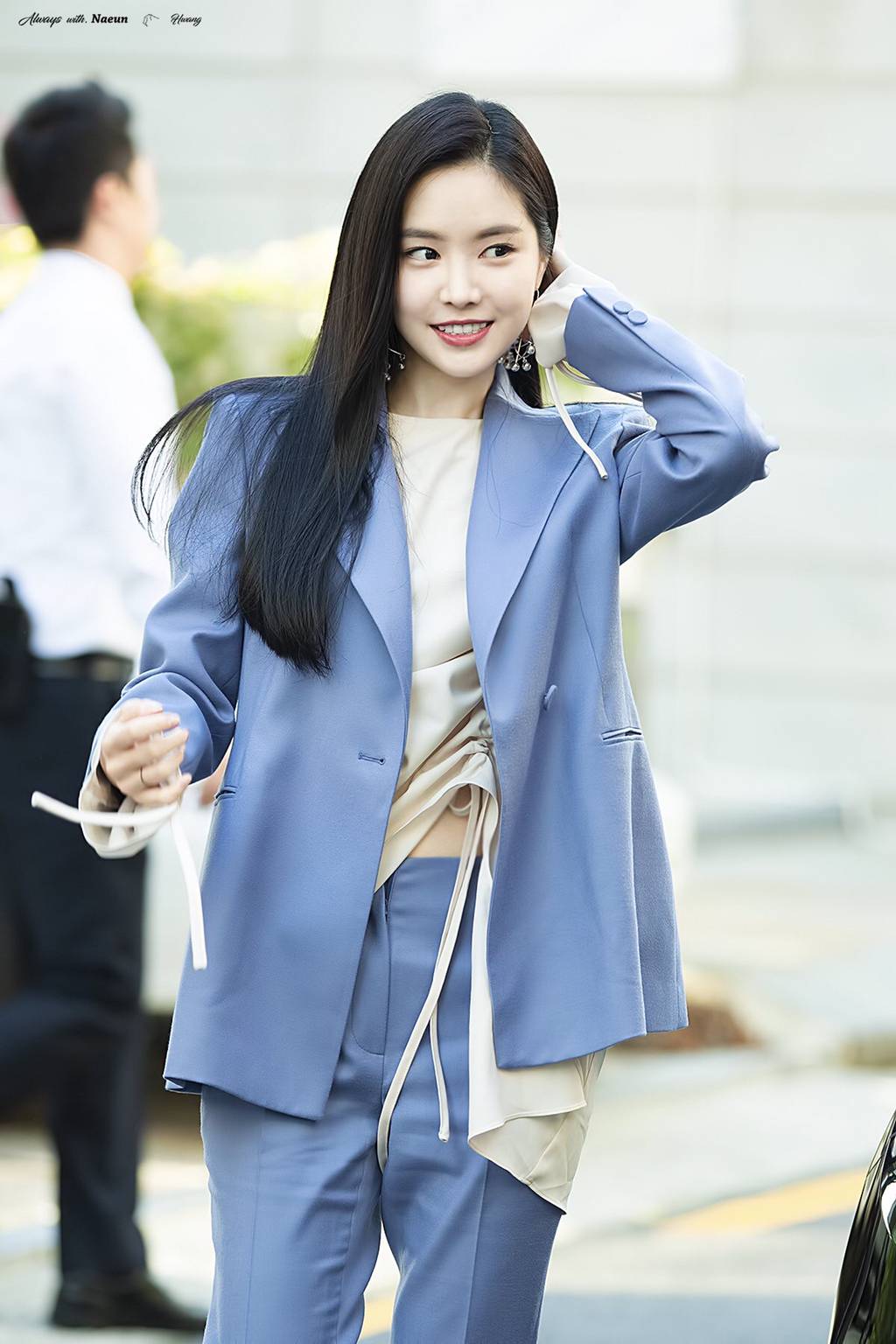 [에이핑크] 갑자기 맘스터치가 땡겨서 나은이 | 인스티즈