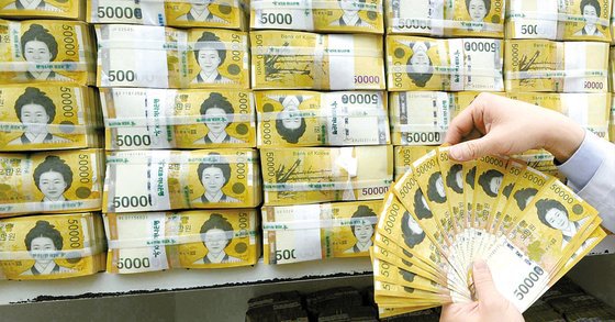 이 세상 비밀 다 알기 vs 현금 5천만원 받기 | 인스티즈