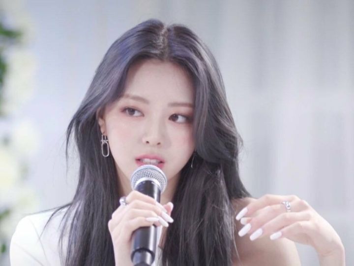 최근 있지 ITZY 막내 유나 출퇴근길 직찍.jpg | 인스티즈