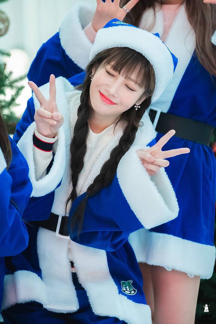 [러블리즈] 크리스마스는 덕질과 함께 할 생각이라서 지애 | 인스티즈