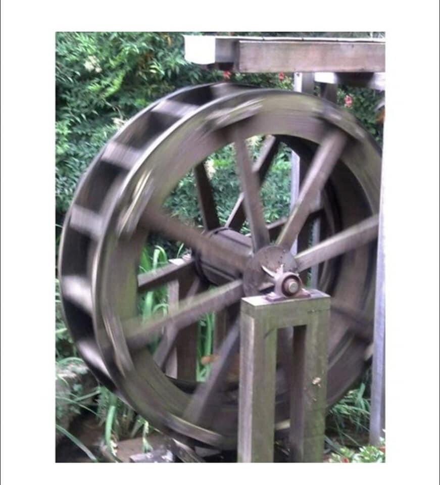 물 없이 돌아가는 물레방아의 비밀.jpg | 인스티즈