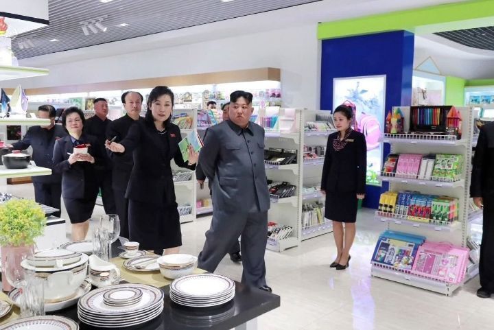 북한의 고오급 백화점 | 인스티즈