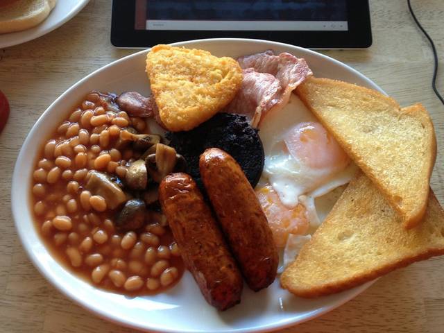 풀셋팅된 영국식 아침식사.jpg | 인스티즈