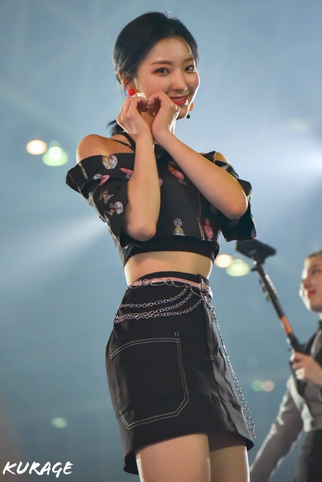 자기 전에 모두들 굿나잇하시라는 의미로 이새롬 사진.jpgif | 인스티즈