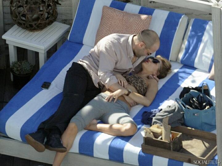 꿀 떨어지는 제이슨 스타뎀-로지 헌팅턴 휘틀리 커플 | 인스티즈