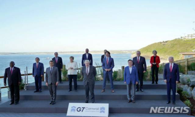 문재인 대통령 초임 때의 G20, 그리고 현재 G7 | 인스티즈
