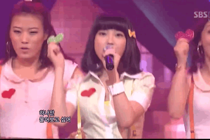 아이유 커버무대에 진심인 오마이걸 | 인스티즈